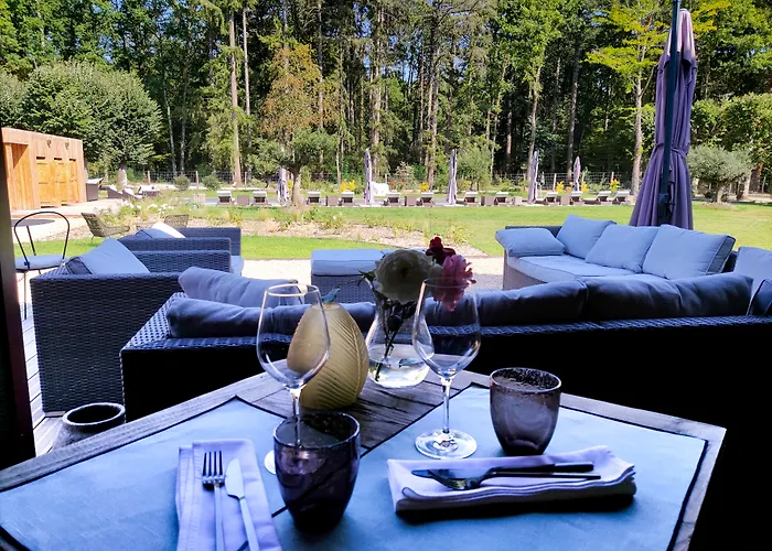 Loire Valley Lodges - Hotel